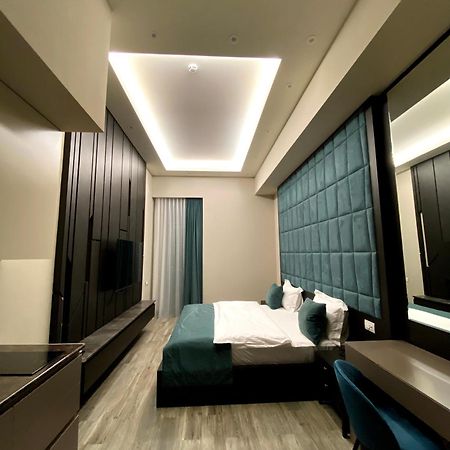 Soho Hotel City Centre Erivan Exterior foto