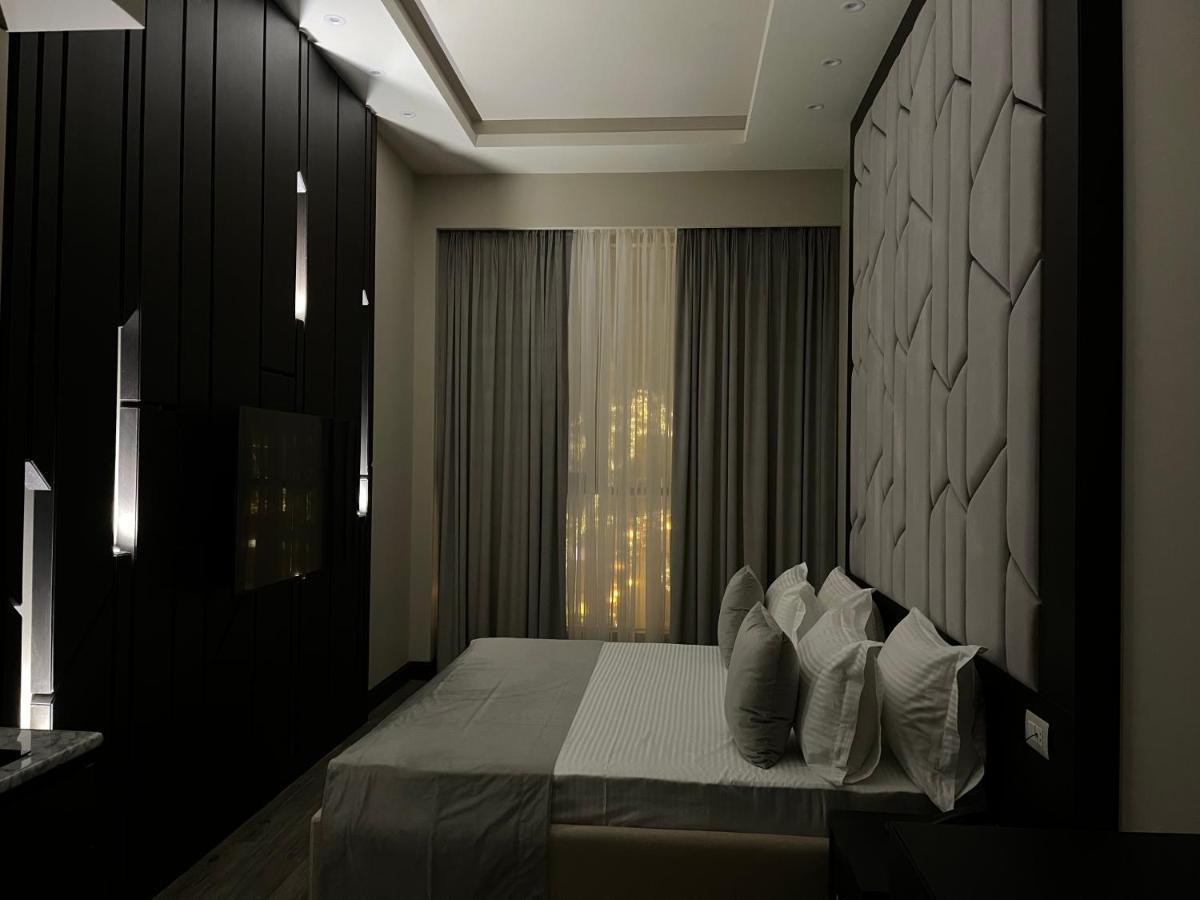 Soho Hotel City Centre Erivan Exterior foto