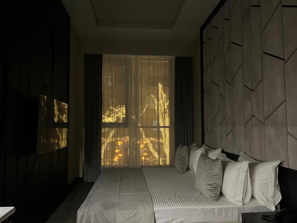 Soho Hotel City Centre Erivan Exterior foto