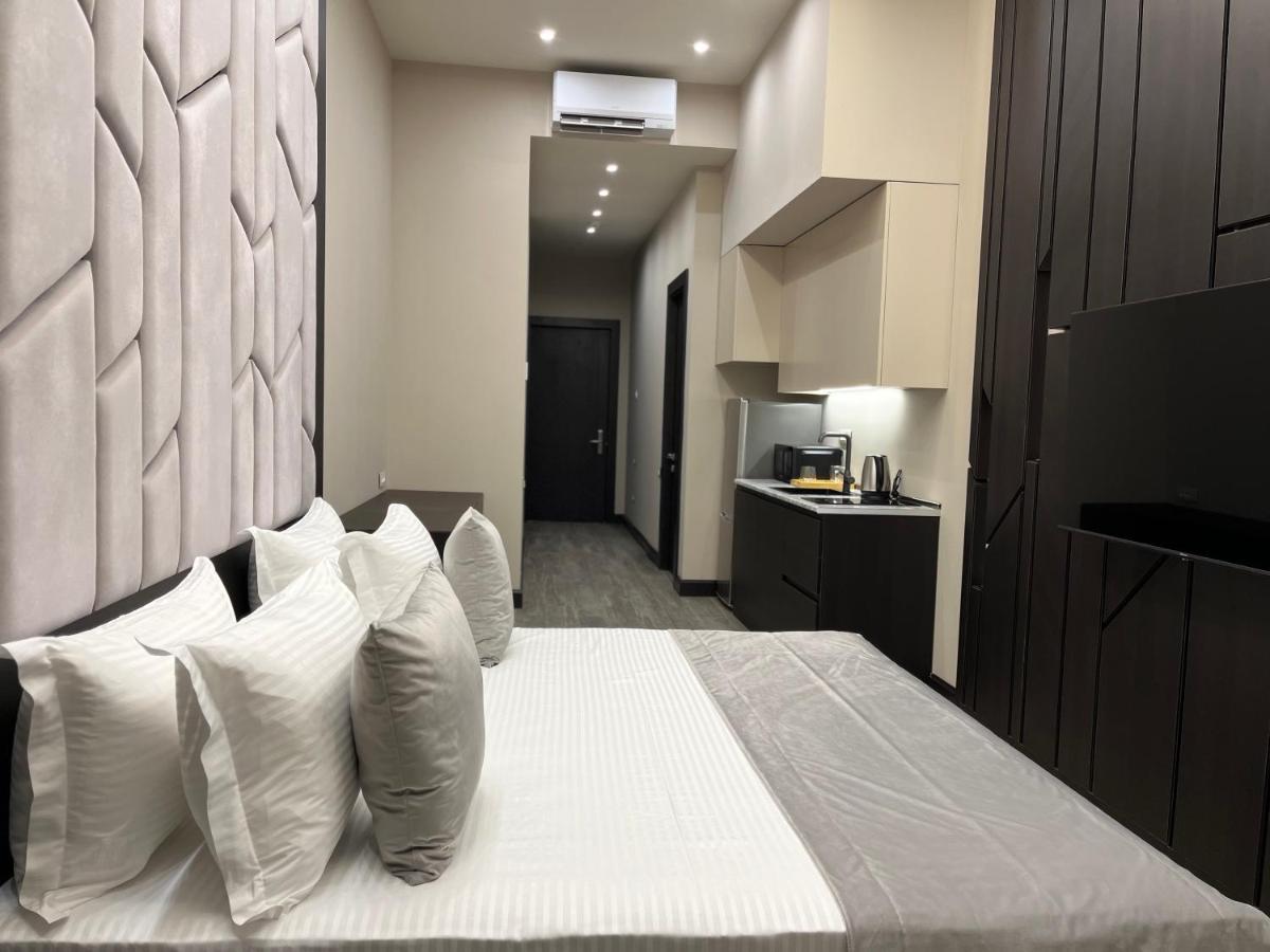 Soho Hotel City Centre Erivan Exterior foto