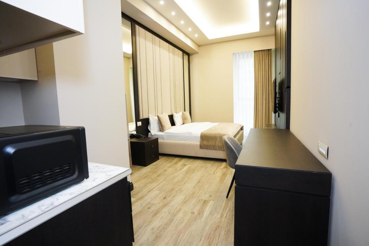 Soho Hotel City Centre Erivan Exterior foto