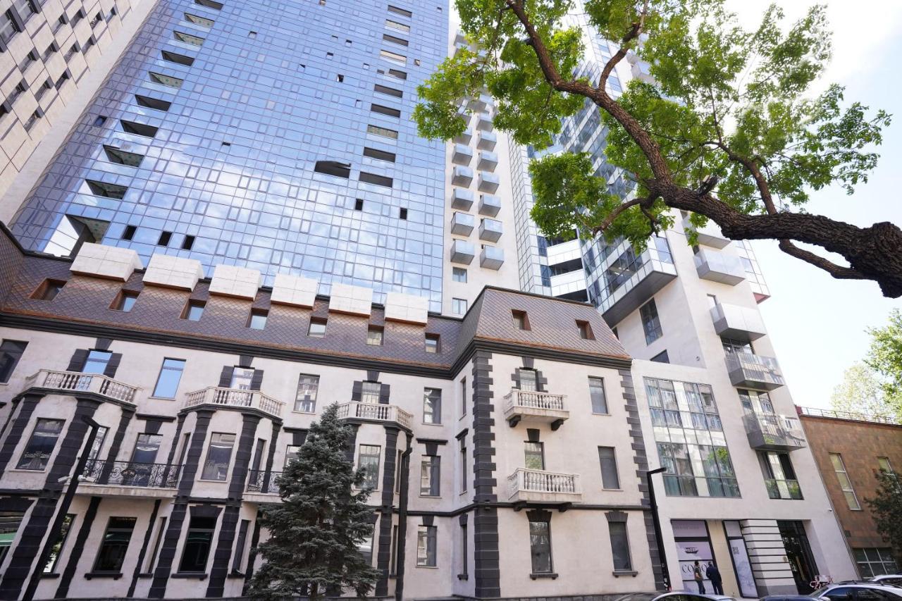 Soho Hotel City Centre Erivan Exterior foto