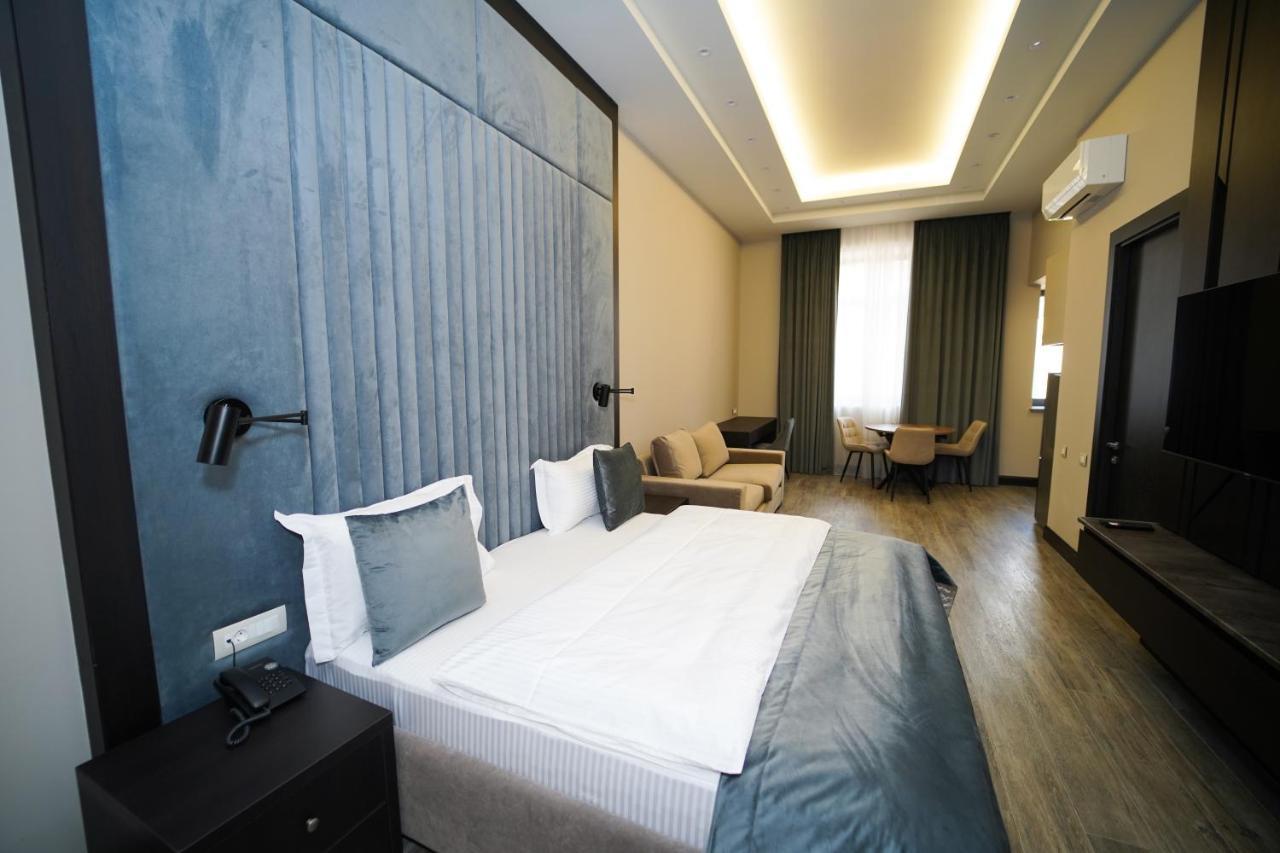 Soho Hotel City Centre Erivan Exterior foto