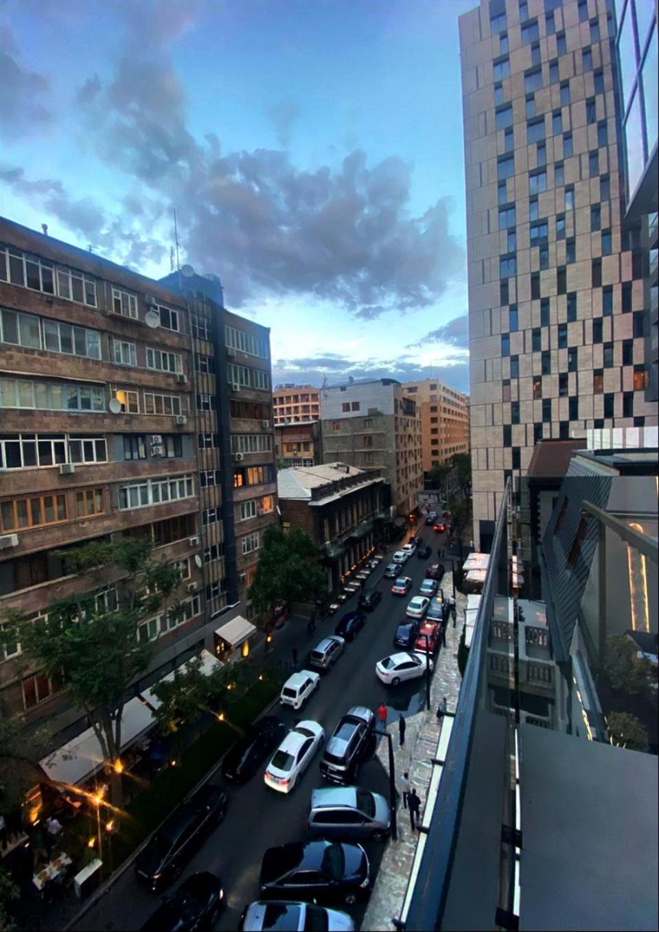 Soho Hotel City Centre Erivan Exterior foto